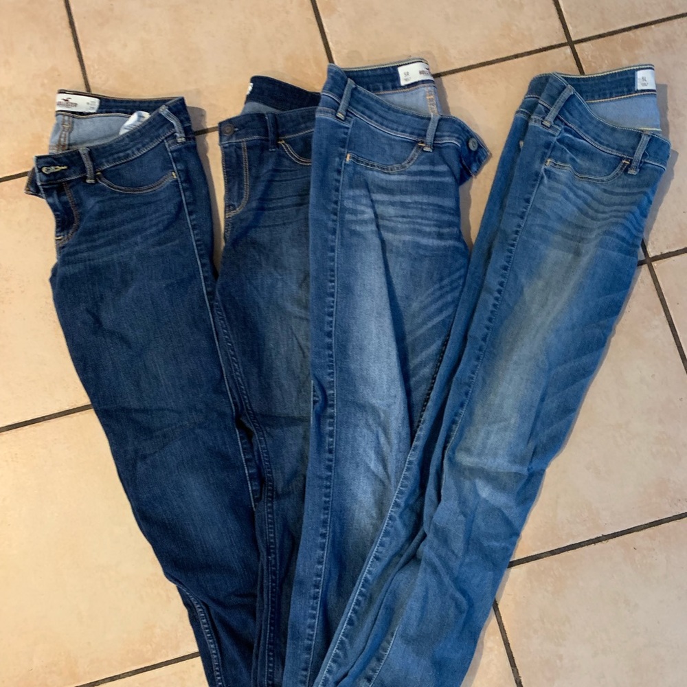 Hollister dark washed skinny jeans